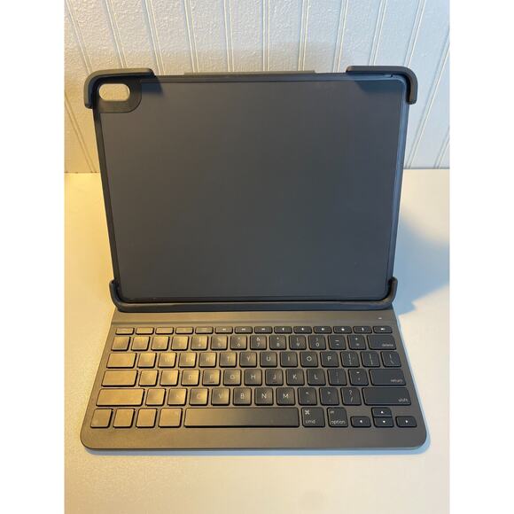 Logitech SLIM FOLIO PRO YR0070 Black Bluetooth Keyboard For iPad Pro 11" - Picture 1 of 13